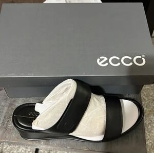 NIB Ecco Shape 35 Black Wedge Sandals Size 9-9.5